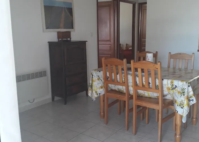 Apartment Les Lavandes Olmeto (Corsica)